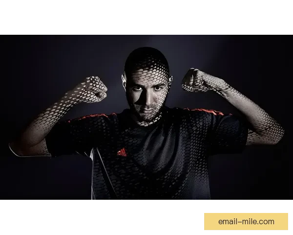 世界杯官方发布梦想纪录片讲述足球信念与全球球迷共同记忆的热血